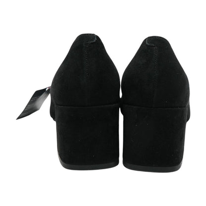 Black Pump Heels