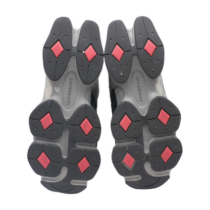 9060 Low-Top Athletic Shoes