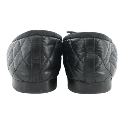Black Quilted Ballet Flats in Aged Calfskin Leather