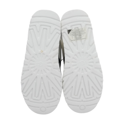 White Fashion Boots