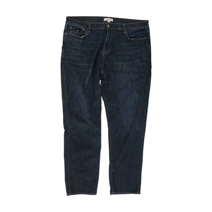 Straight Jeans