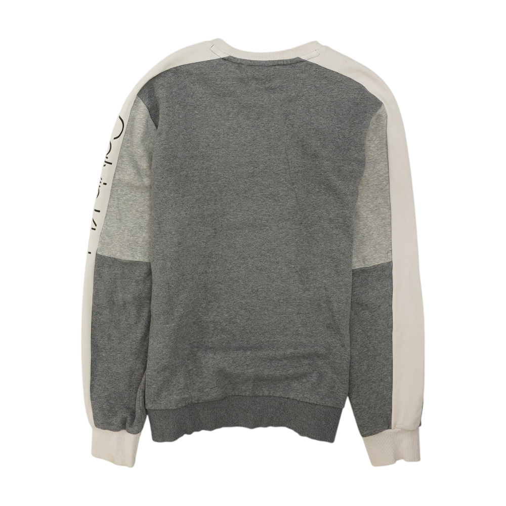Gray Solid Sweatshirt Pullover