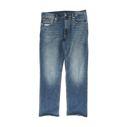 Straight Jeans