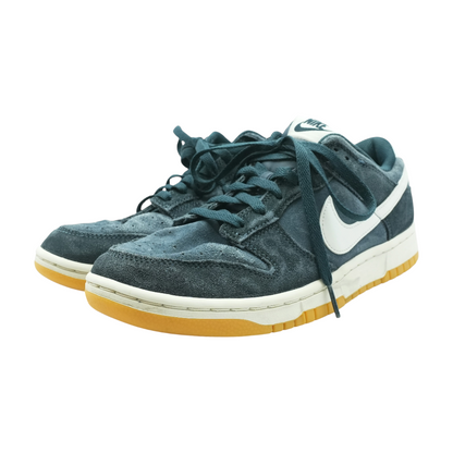 Dunk Low SE Low-Top Athletic Shoes