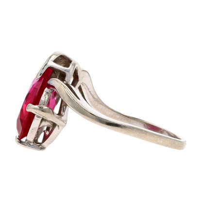 10K White Gold Fashion Ring