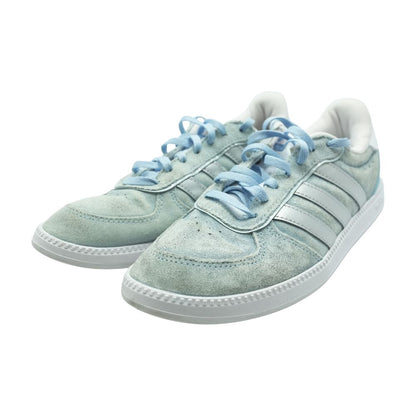 Blue Low Top Athletic Shoes