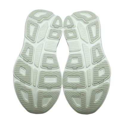 Bondi 9 Low-Top Athletic Shoes