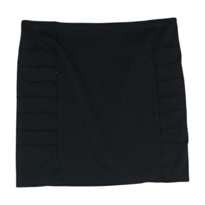 Black Solid Mini Skirt