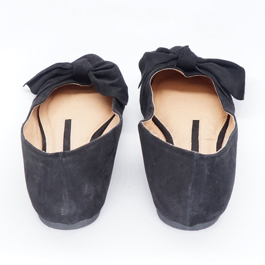 Callie Pointed Toe Bow Flats in Black - Size 10